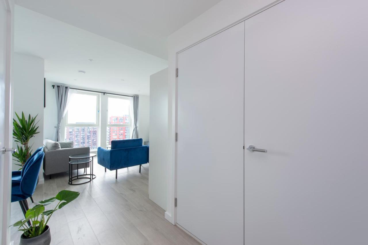 Ac Luxe Penthouse With Free Parking Apartment Londra Exterior foto