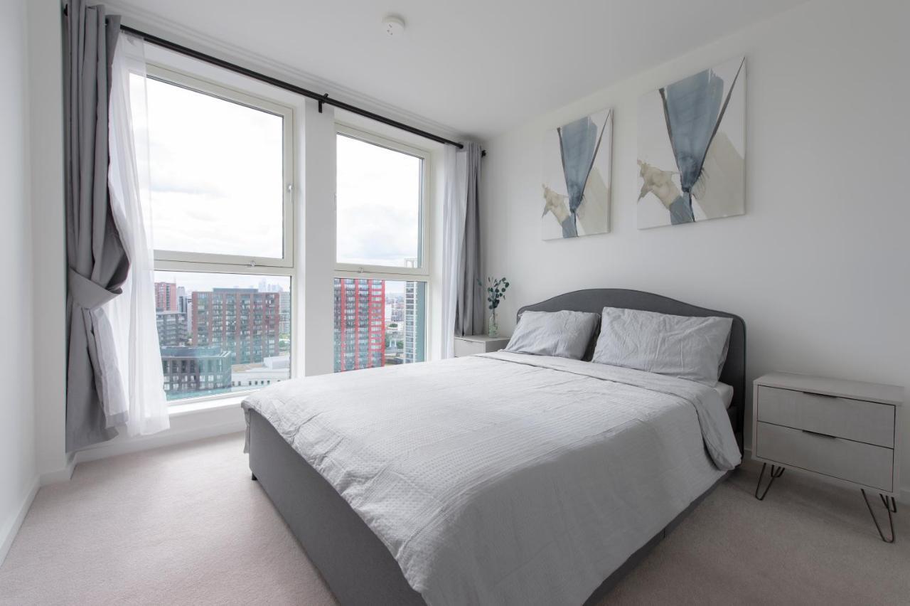 Ac Luxe Penthouse With Free Parking Apartment Londra Exterior foto