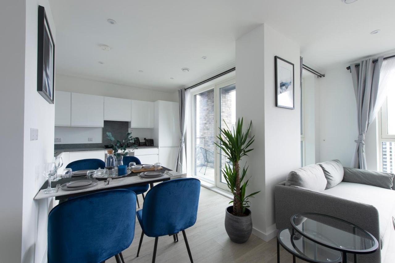 Ac Luxe Penthouse With Free Parking Apartment Londra Exterior foto