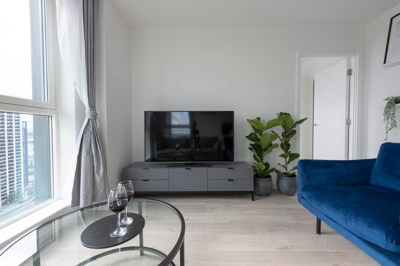 Ac Luxe Penthouse With Free Parking Apartment Londra Exterior foto