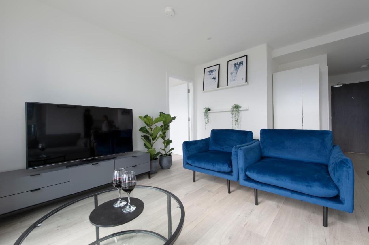 Ac Luxe Penthouse With Free Parking Apartment Londra Exterior foto